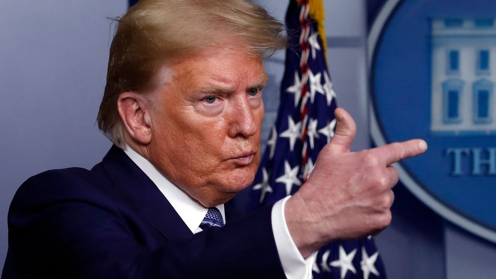 Trump pecat pejabat BPS