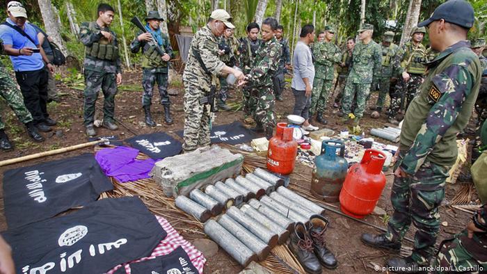 9 Perempuan Anggota Abu Sayyaf Ditangkap