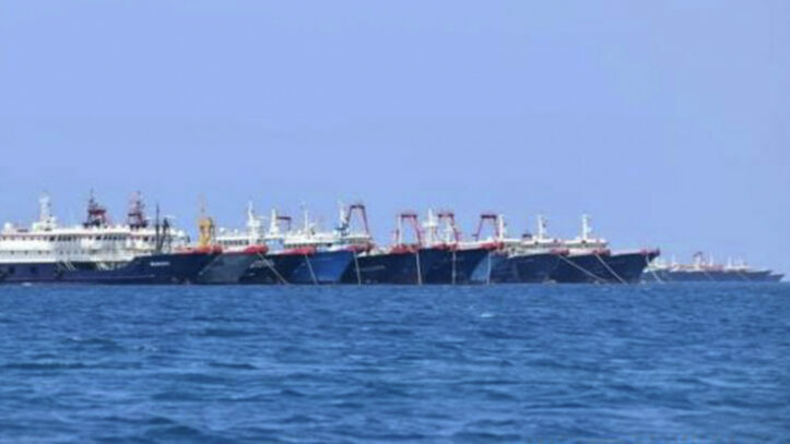 Armada Kapal Cina Mengepung Laut Cina Selatan