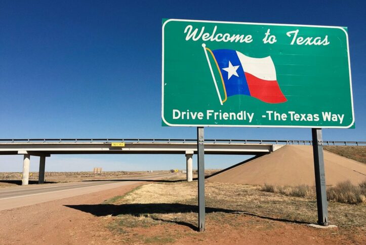 Texas Menuai Kritik Atas Pencabutan Kewajiban Memakai Masker