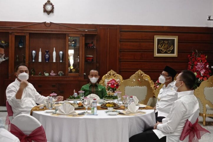 Tiga Kepala Daerah Surabaya Raya Bertemu Kepala BKPM Bahas Potensi Investasi di Jatim