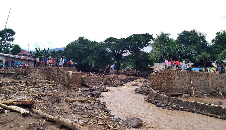 BNPB: Korban Meninggal Banjir Bandang NTT Bertambah Jadi 138 Orang