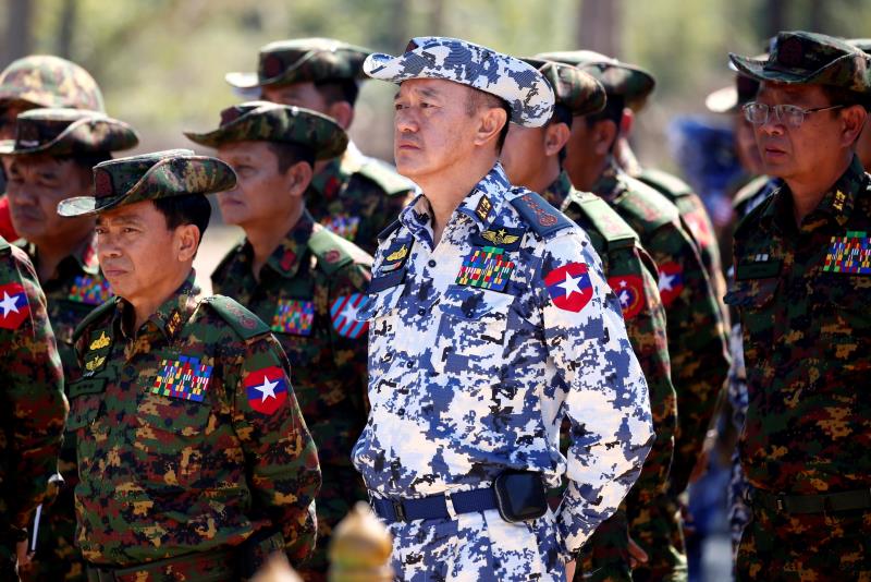 Kepala Angkatan Udara Myanmar Berkunjung Ke Rusia