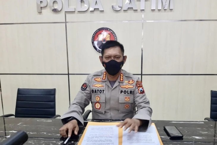 Polda Jatim Olah TKP Dan Periksa Saksi Kasus Pesta Ultah Khofifah