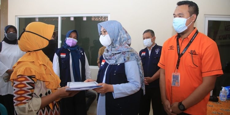 Ribuan Keluarga di Banyuwangi Mulai Terima BST Kemensos
