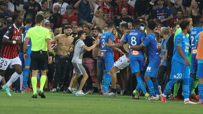 Buntut Kericuhan Laga Nice vs Marseille, LFP Jatuhkan Hukuman