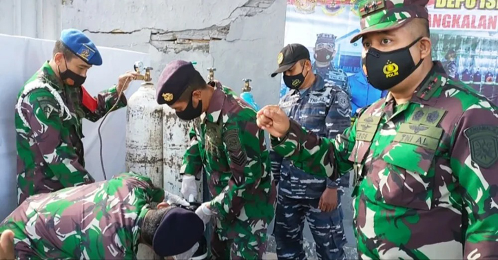 Bantu Warga Isoman, TNI AL Banyuwangi Buka Pengisian Oksigen Gratis