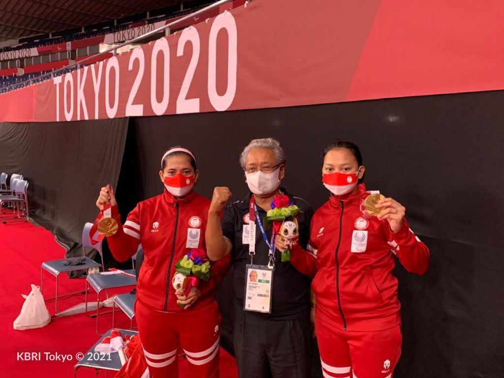 Duta Besar RI untuk Jepang Heri Akhmadi menyaksikan langsung perjuangan menit demi menit pasangan ganda putri Leani Ratri Oktila/Khalimatus Sadiyah yang sukses meraih medali emas pertama Indonesia di Paralimpiade Tokyo 2020.