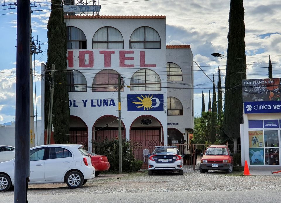 Sebuah Hotel Meksiko Diserang Sekelompok Bersenjata
