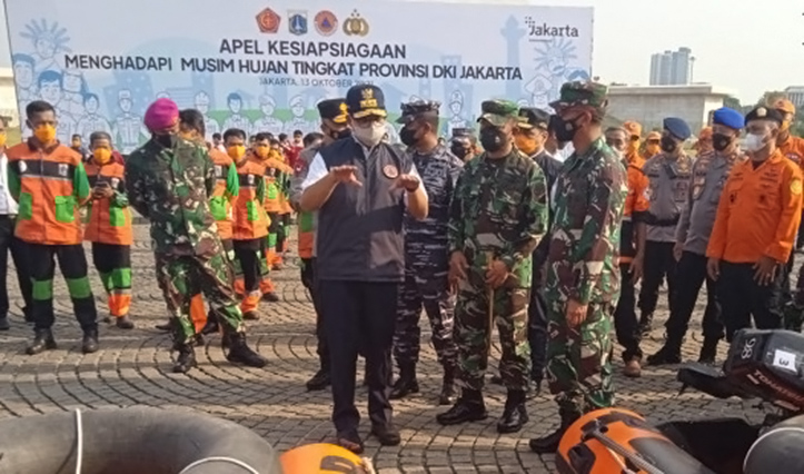 Anies Targetkan Tak Ada Korban Jiwa Akibat Banjir Saat Musim Hujan Melanda