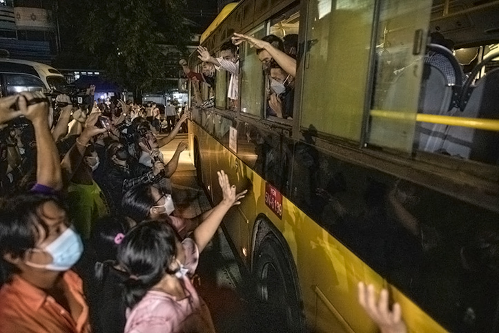 KTT ASEAN Tak Mengundang, Junta Myanmar Bebaskan Ribuan Tahanan Politik