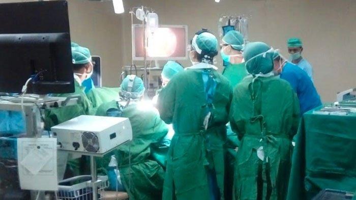 Perdana, RS PHC Surabaya Lakukan Operasi Jantung Dengan Teknik TEVAR