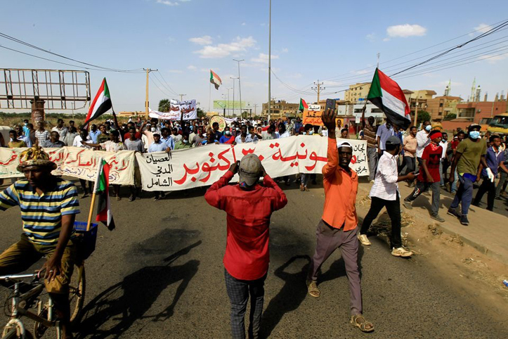 Rakyat Pro-Demokrasi Sudan Unjuk Rasa Lawan Pemerintah Junta