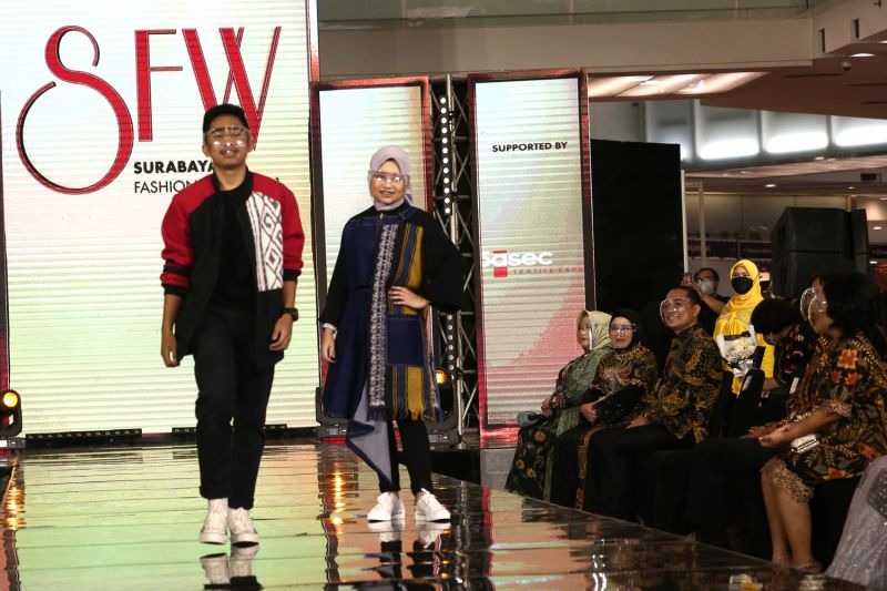 Digelar Sepekan, Surabaya Fashion Week 2021 Jadi Momentum Pemulihan Ekonomi