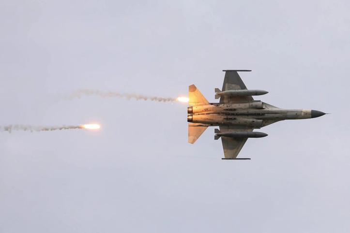 Tekanan Militer Cina Semakin Mengancam Taiwan