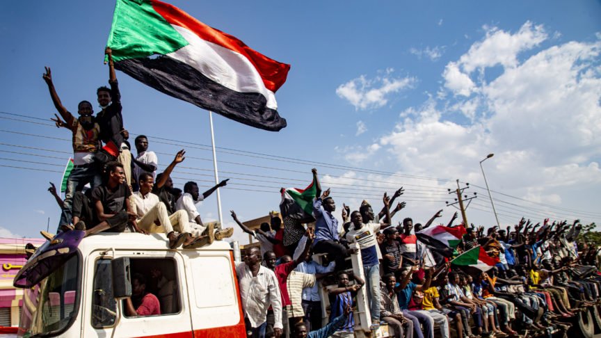 Militer Sudan Tembak Mati 15 Pengunjuk Rasa