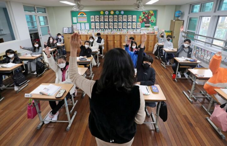 Sekolah Korea Selatan Akhirnya Kembali Melakukan Tatap Muka Penuh