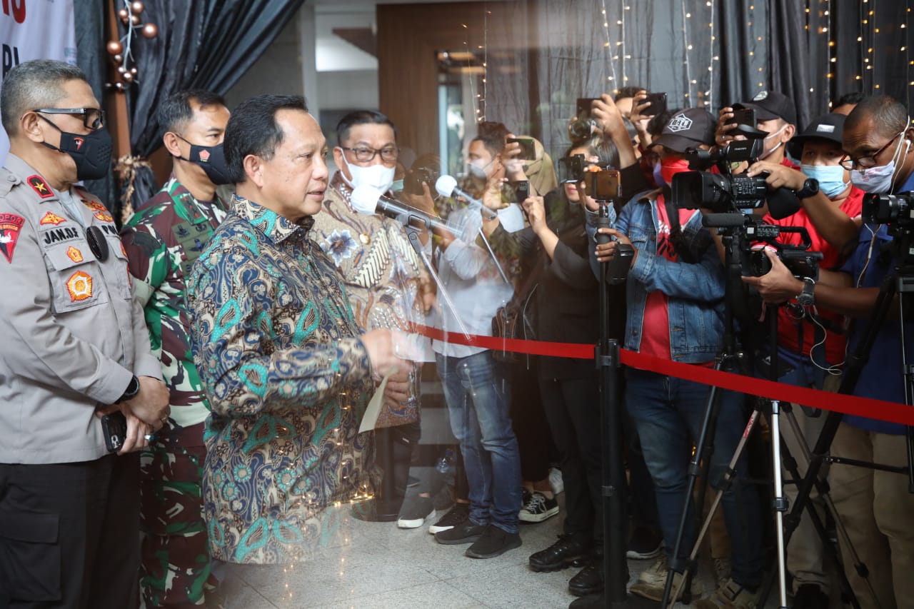 Mendagri Minta Antisipasi Kegiatan Kerumunan Saat Perayaan Nataru