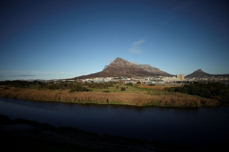 Suku Asli Afrika Selatan Tolak Pembangunan Gedung Amazon