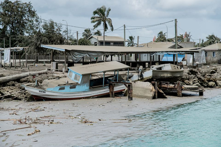 Marak Bantuan Kemanusiaan ke Tonga