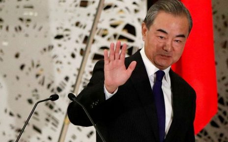 Menlu Wang Yi Serukan Kedua Pihak untuk Tenang Terkait Ukraina