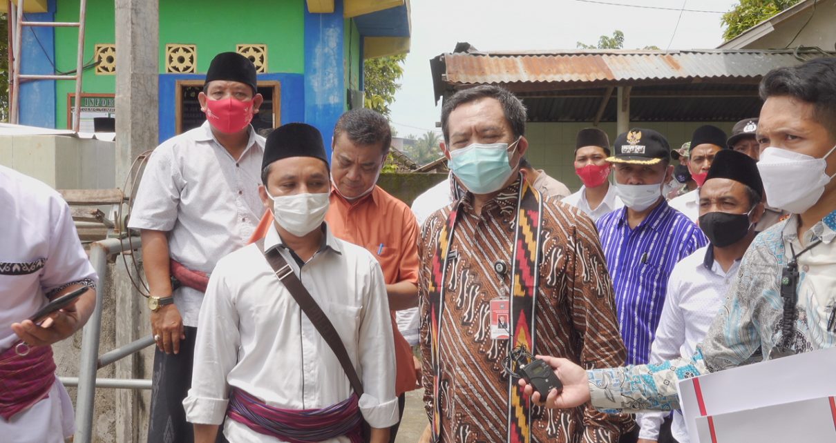 Dirjen Pemdes Tinjau Pelaksanaan Program Pamsimas di Lombok Tengah