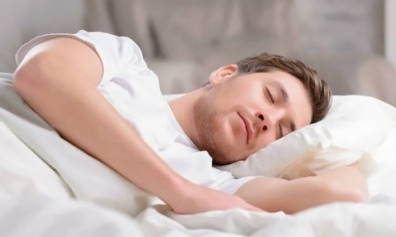 Kasus COVID-19 Naik Lagi, Pastikan Tidur Berkualitas Biar Imun Kuat