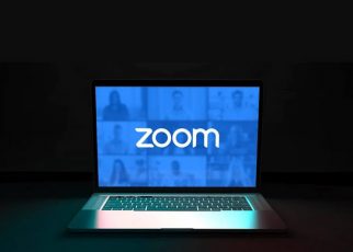 Zoom Masih Mendengarkan Meski Panggilan Telah Berakhir