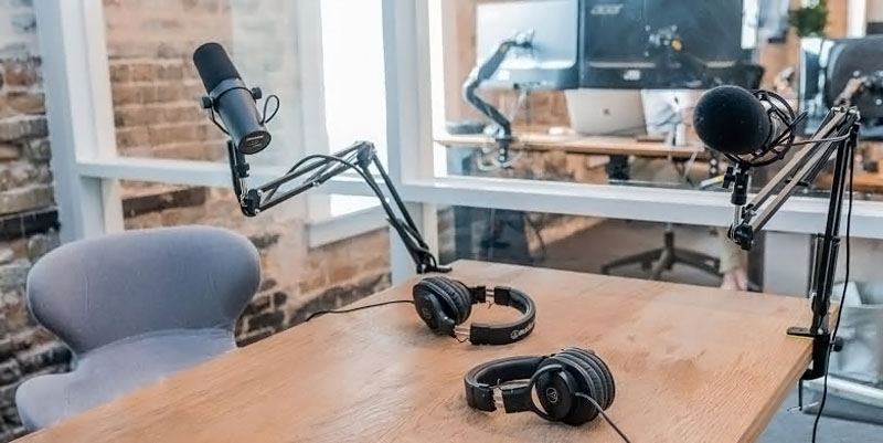 YouTube Beri “Hibah” ke Podcaster untuk Bikin Video