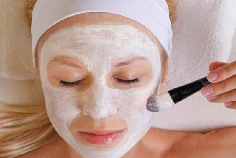 Alih-alih Bikin Kulit Sehat, Maskeran Wajah Setiap Hari Ternyata Berbahaya