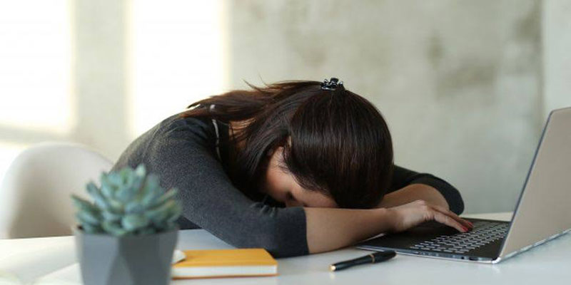 Tips Lawan Kantuk Selama Bulan Puasa
