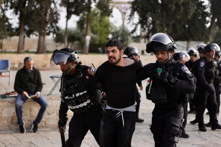Israel Dilaporkan Kembali Memasuki Halaman Masjidil Al-Aqsa