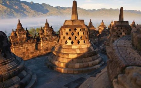 DPR Minta Pemerintah Tak Menaikkan Tarif Masuk ke Borobudur