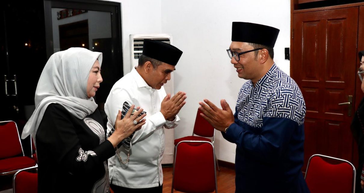 Sekjen Gerindra Takziah ke Ridwan Kamil, Sampaikan Pesan Duka dari Prabowo