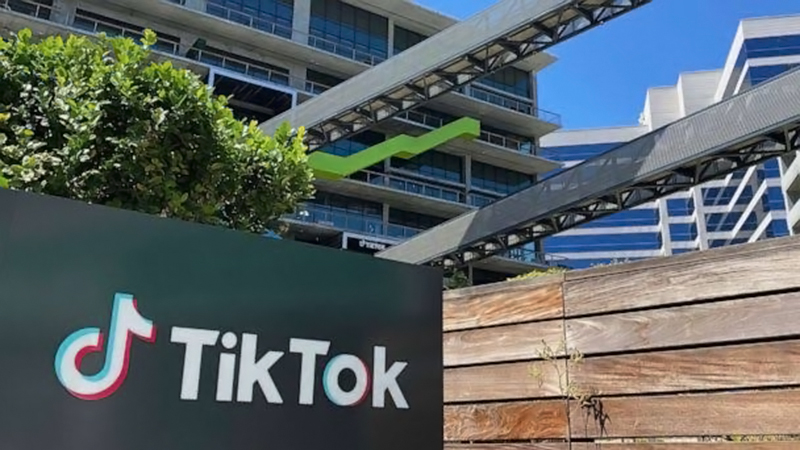 FCC Desak Google dan Apple untuk Larang TikTok
