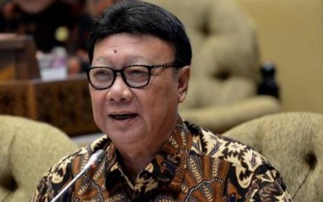Profil Tjahjo Kumolo, Pernah Anggota Golkar, Kemudian Berlabuh di PDI Perjuangan