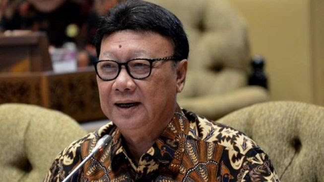 Profil Tjahjo Kumolo, Pernah Anggota Golkar, Kemudian Berlabuh di PDI Perjuangan