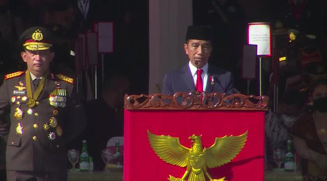 Jokowi Jadi Inspektur Upacara Hari Bhayangkara di Semarang