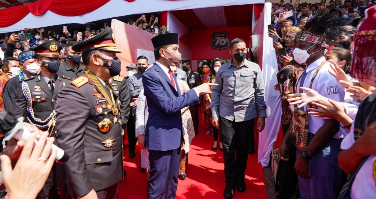 Dihadapan Presiden Jokowi, Kapolri Ungkap Makna Dibalik Tema HUT Bhayangkara ke-76