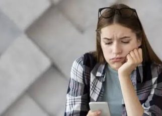 Parlemen Filipina Pelaku “Ghosting” Dihukum