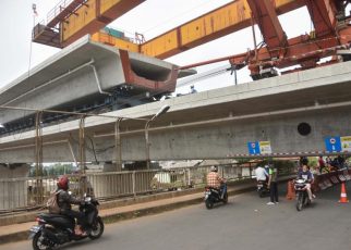 Ongkos Kereta Cepat Bengkak, China Minta Jokowi Talangi Pendanaan