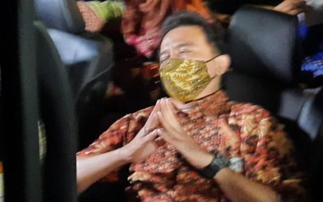 Menunggu Pemeriksaan Lanjutan Kasus Roy Suryo