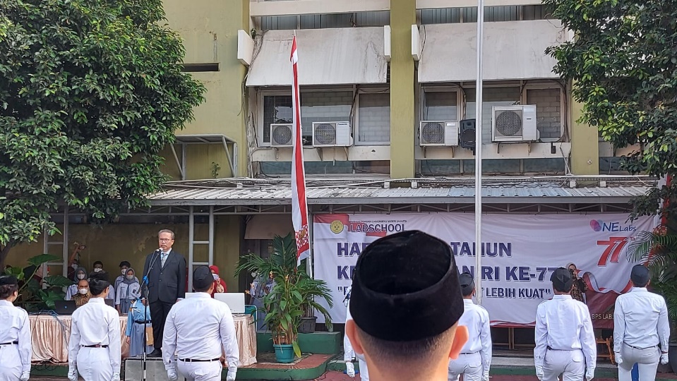 Kenang Pahlawan di HUT RI ke-77, SMP Labschool UNJ Gelar Lari Lintas Juang