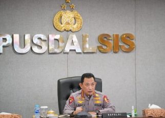 Kapolri Minta Jajaran Raih Kembali Kepercayaan Publik