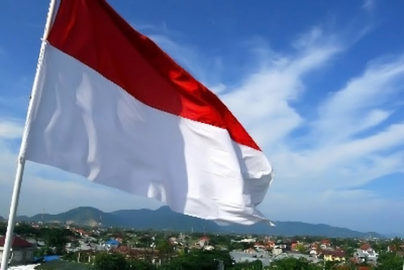 Ikut Gerakan 10 Juta Bendera Merah Putih, Pemprov NTB: Kado Manis untuk Mataram