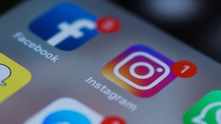 Strategi Facebook untuk Gaet Pengguna Muda