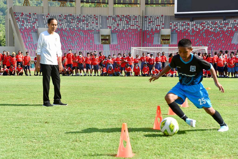 PFA merupakan sekolah bagi putra Papua dengan rentang usia 14 - 15 tahun