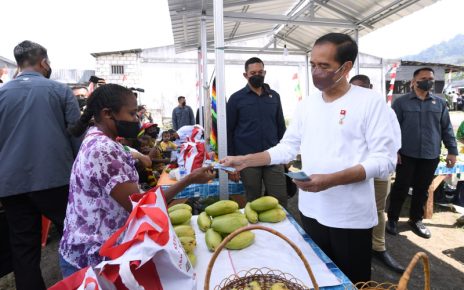 Daya beli masyarakat diklaim tetap kuat