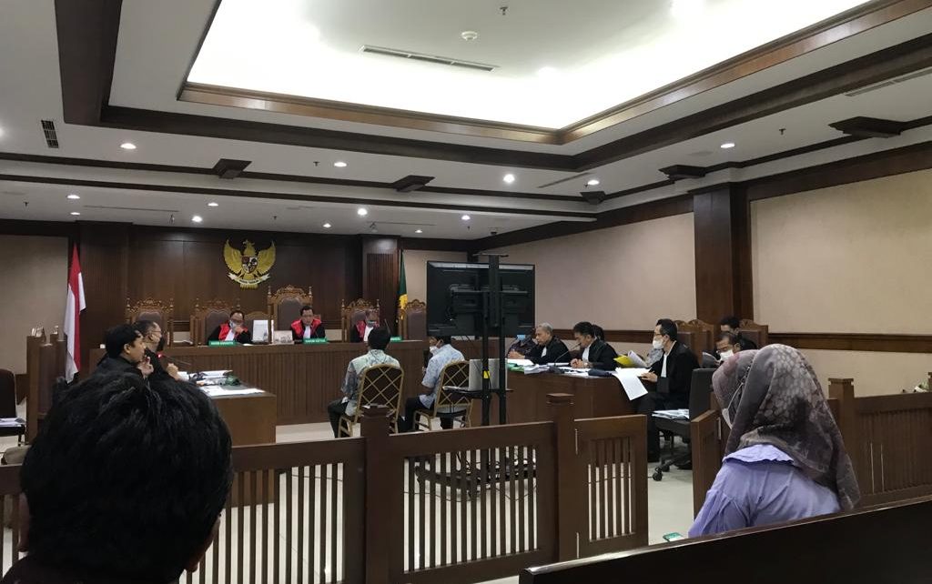 Saksi : Harga Bobot Tidak Mencerminkan Harga Riil Cetak e-KTP , Apa Maksudnya?