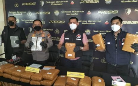Polisi Gagalkan Peredaran Ganja Modus Truk Limbah